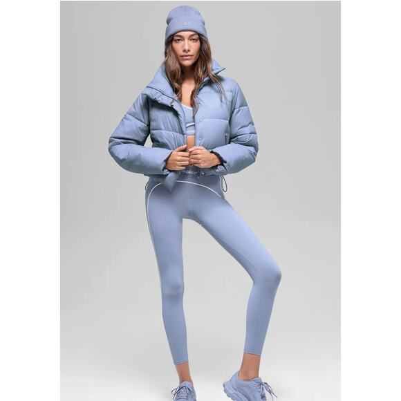 Alo Yoga Gold Rush Puffer Winter Frost Size XXS NWT - Picture 5 of 5